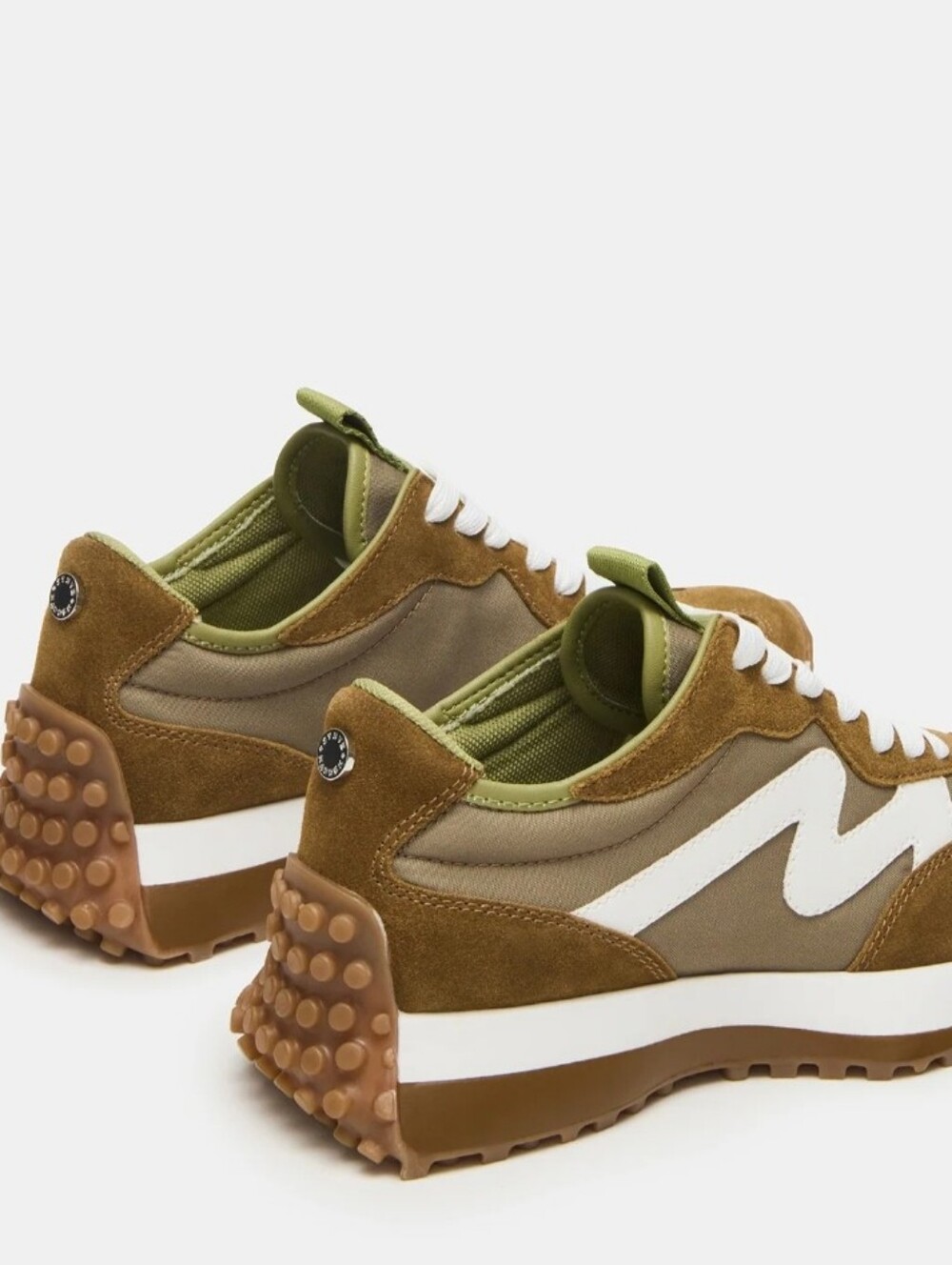 Steve Madden Women's Sz 7.5M Campo Olive White Logo Sneakers Comfort NWT - Picture 3 of 13
